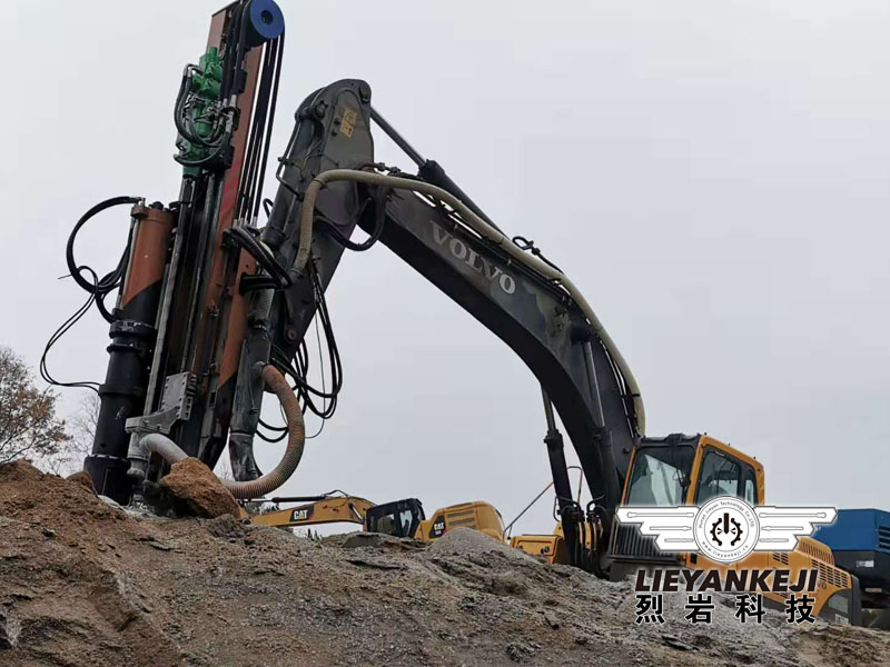 巖石開采礦山劈裂機(jī) 巖石開采礦山劈裂機(jī)