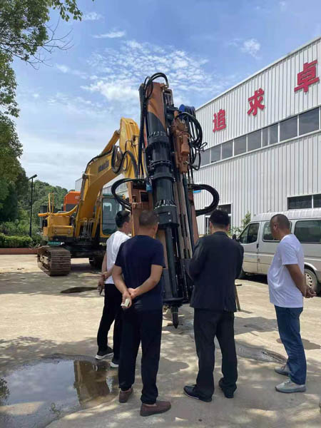 石頭劈裂機(jī) 石頭劈裂機(jī)